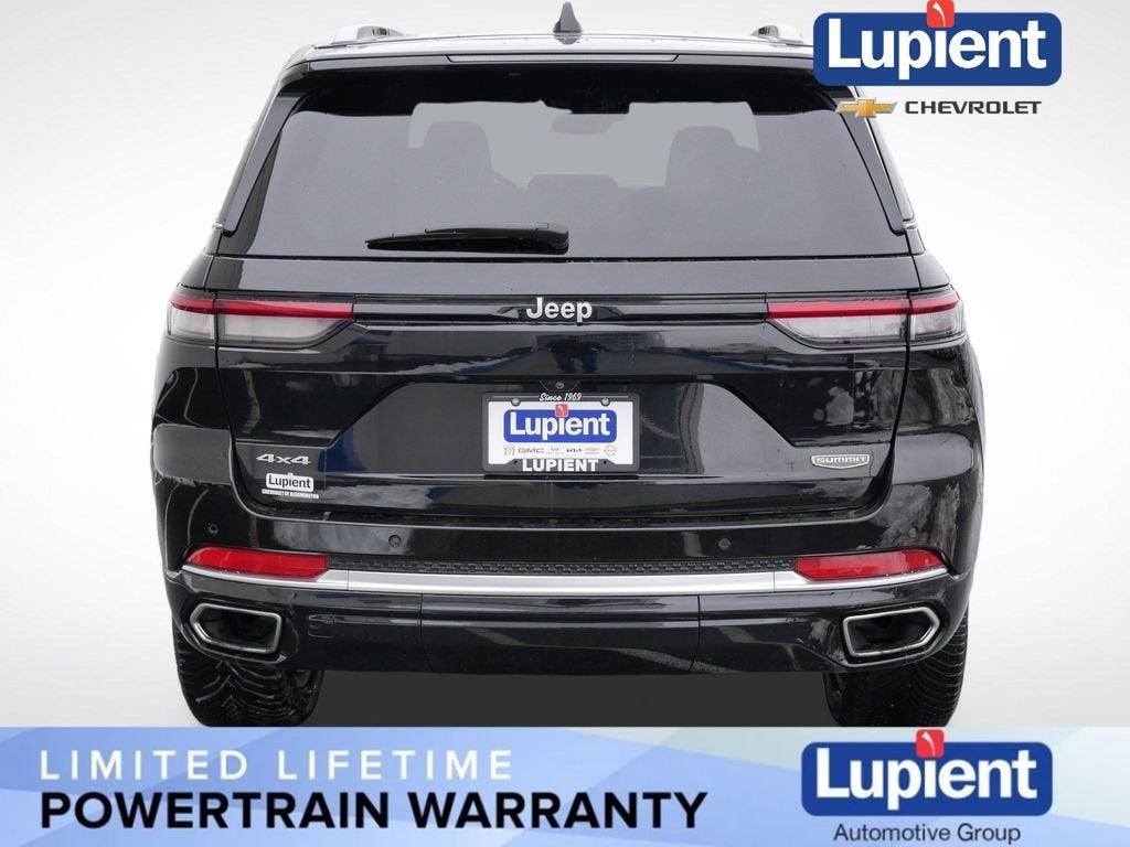2022 Jeep Grand Cherokee Summit
