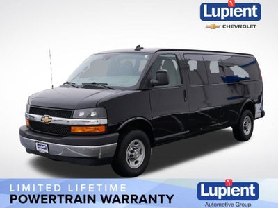 2025 Chevrolet Express Passenger 3500 1LT
