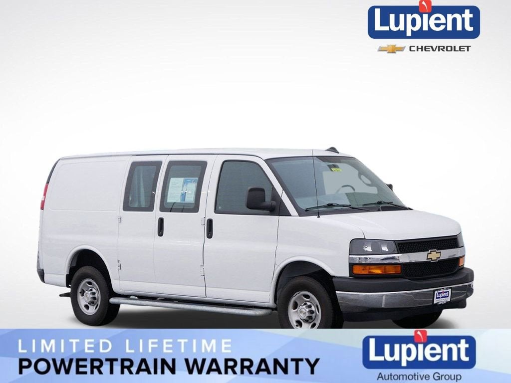 2024 Chevrolet Express Cargo 2500 WT