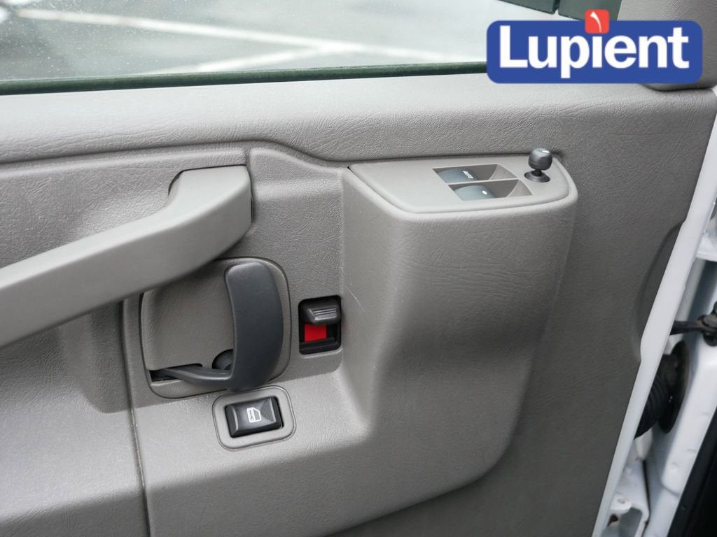 2024 Chevrolet Express Cargo 2500 WT