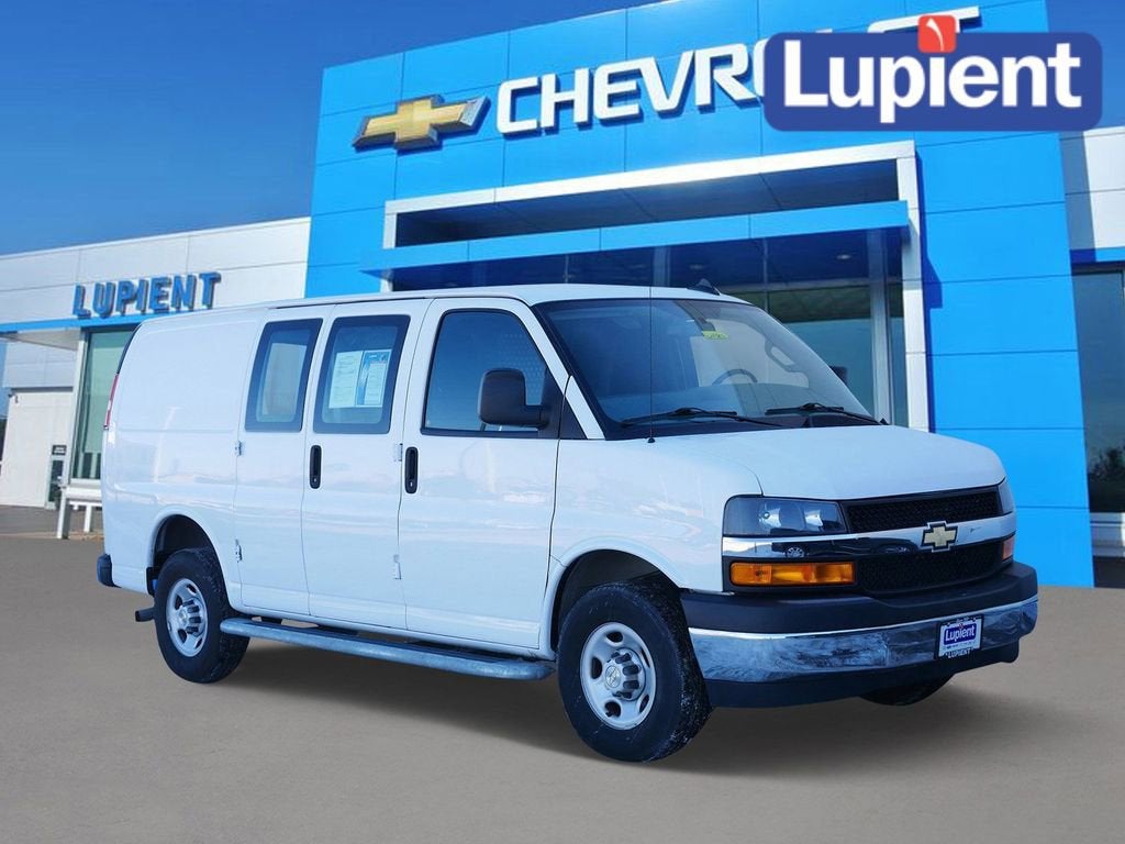2024 Chevrolet Express Cargo 2500 WT