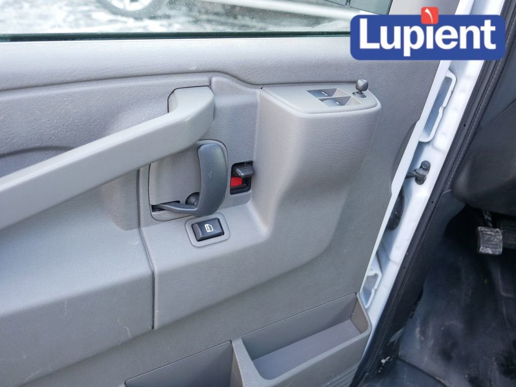 2024 Chevrolet Express Cargo 2500 WT