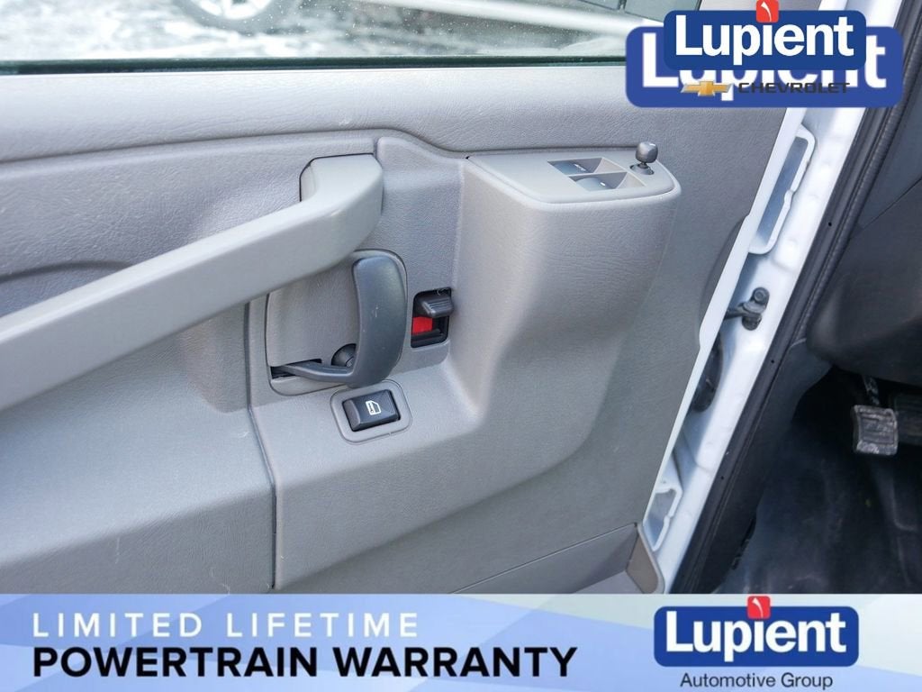 2024 Chevrolet Express Cargo 2500 WT