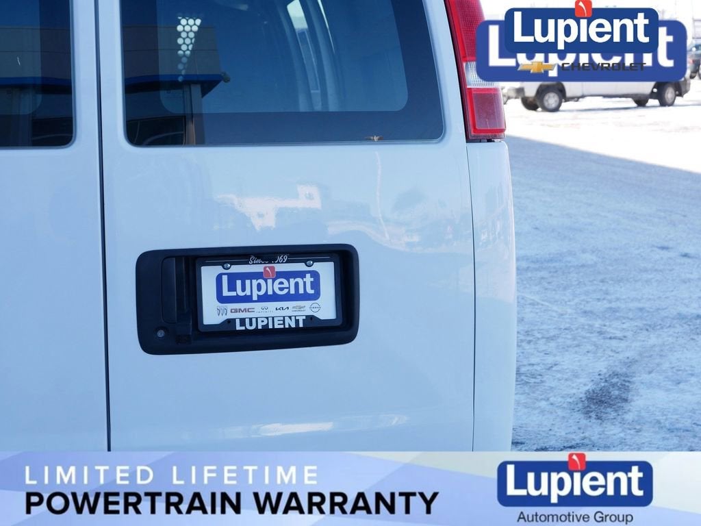 2024 Chevrolet Express Cargo 2500 WT