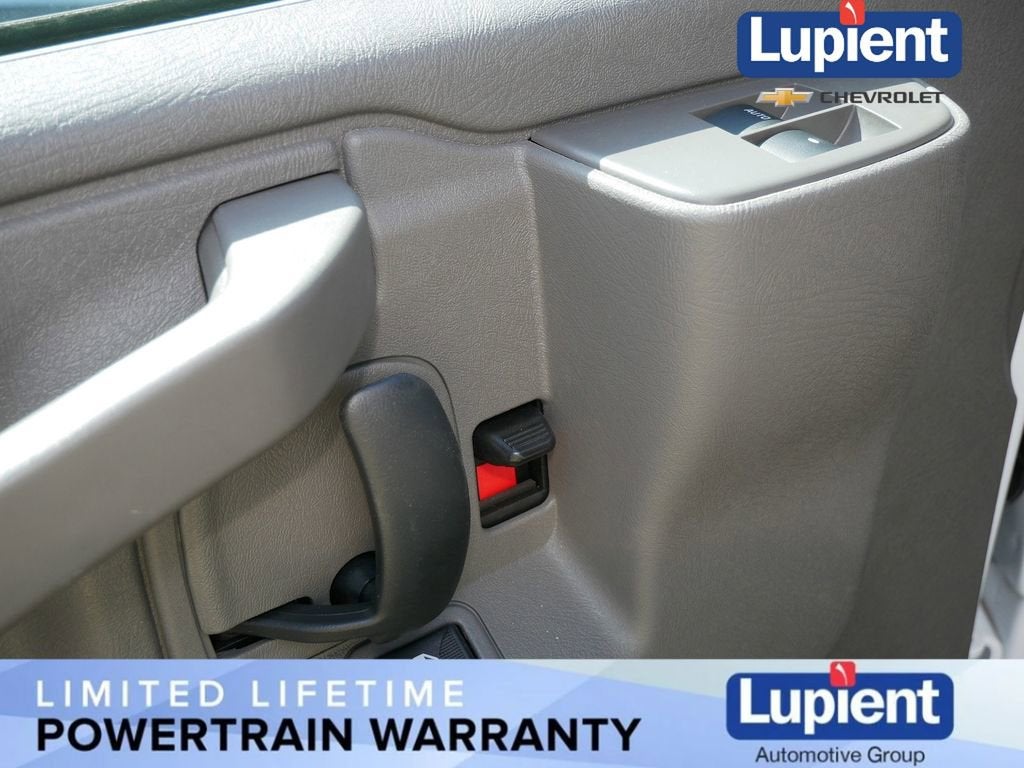 2025 Chevrolet Express Cutaway 4500 2WT