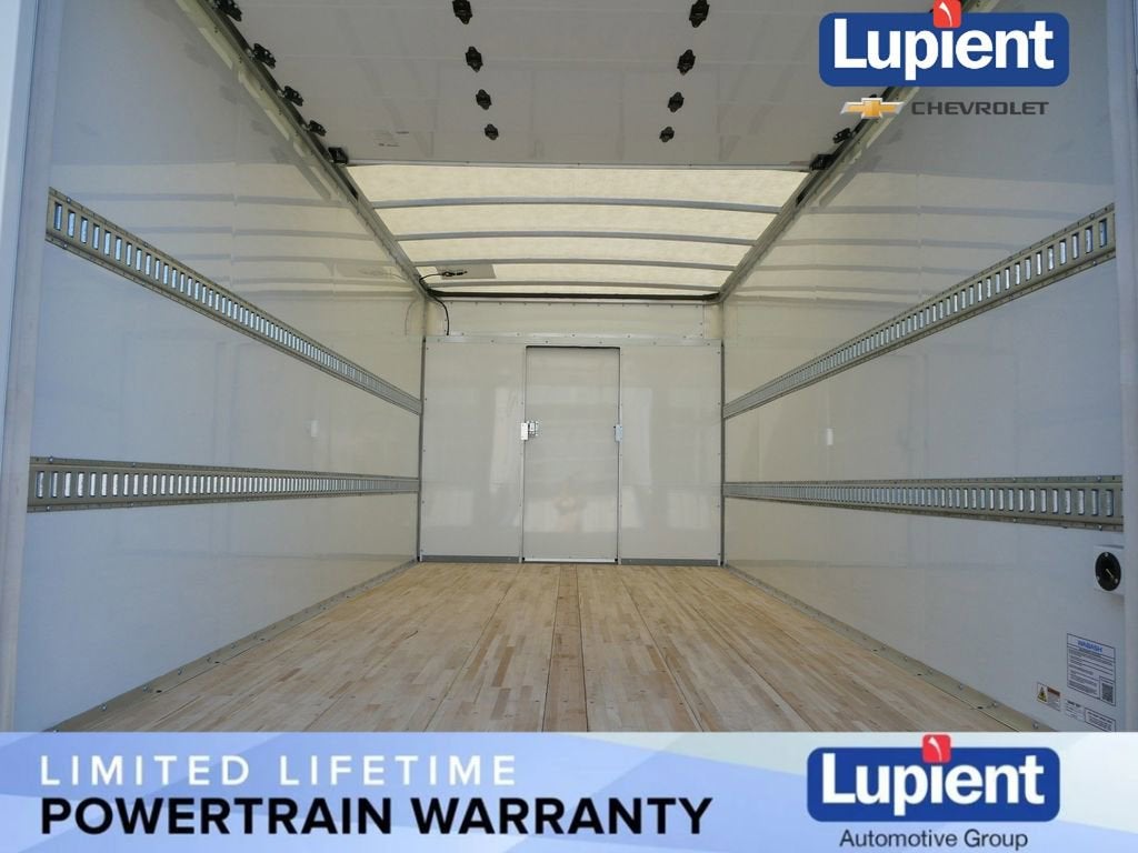 2025 Chevrolet Express Cutaway 4500 2WT