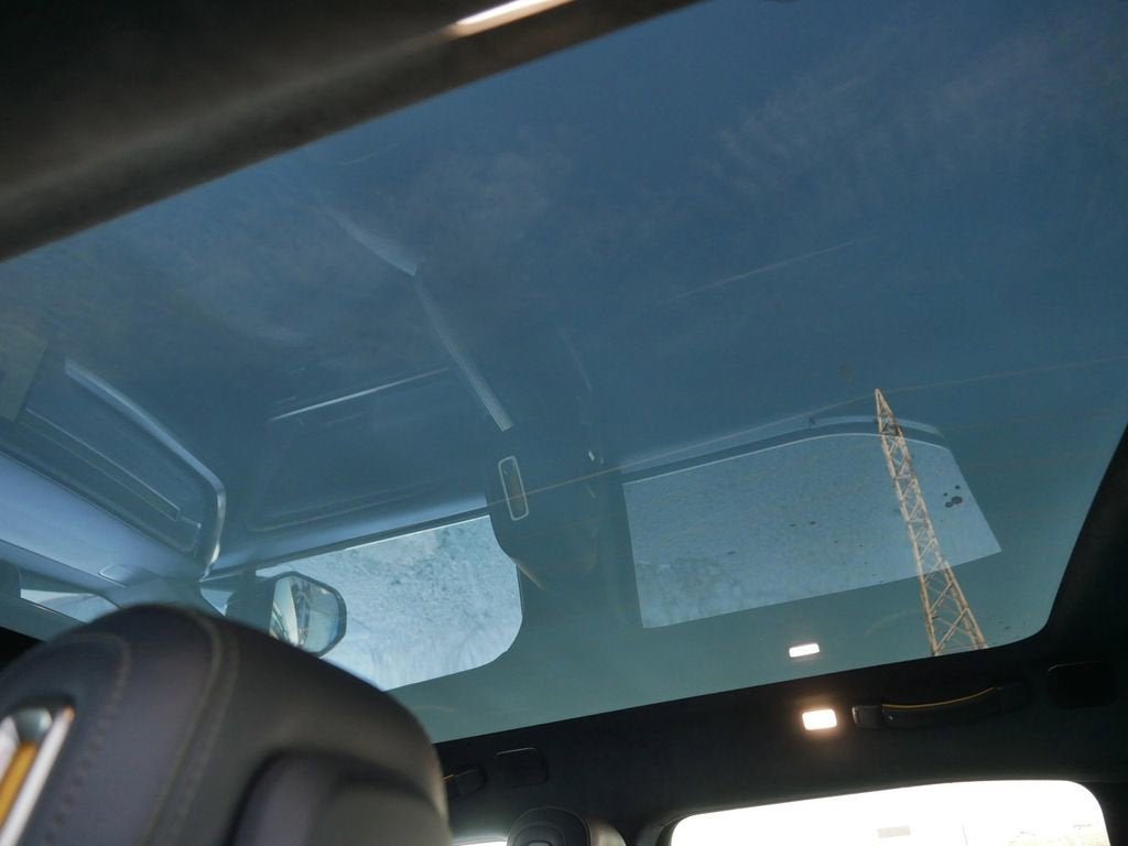 2023 RIVIAN R1T Adventure