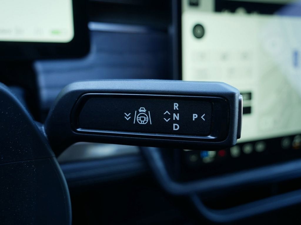 2023 RIVIAN R1T Adventure