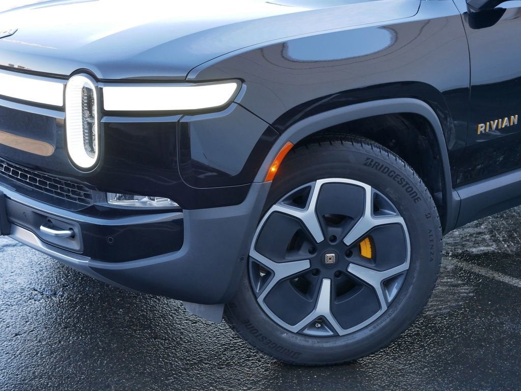 2023 RIVIAN R1T Adventure