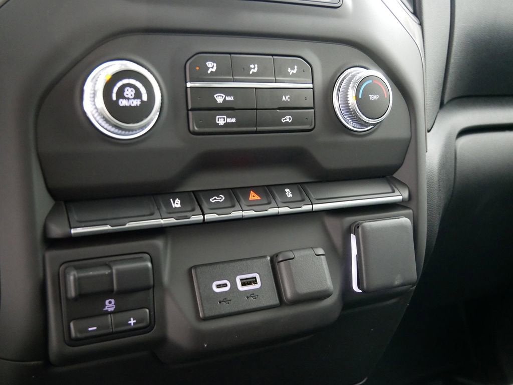 2025 GMC Sierra 3500 HD Pro