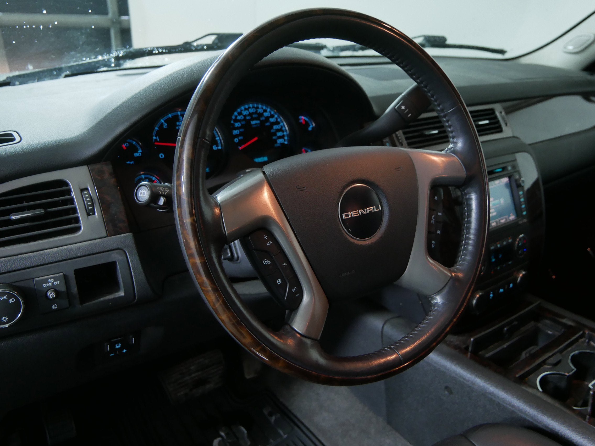 2011 GMC Yukon Denali