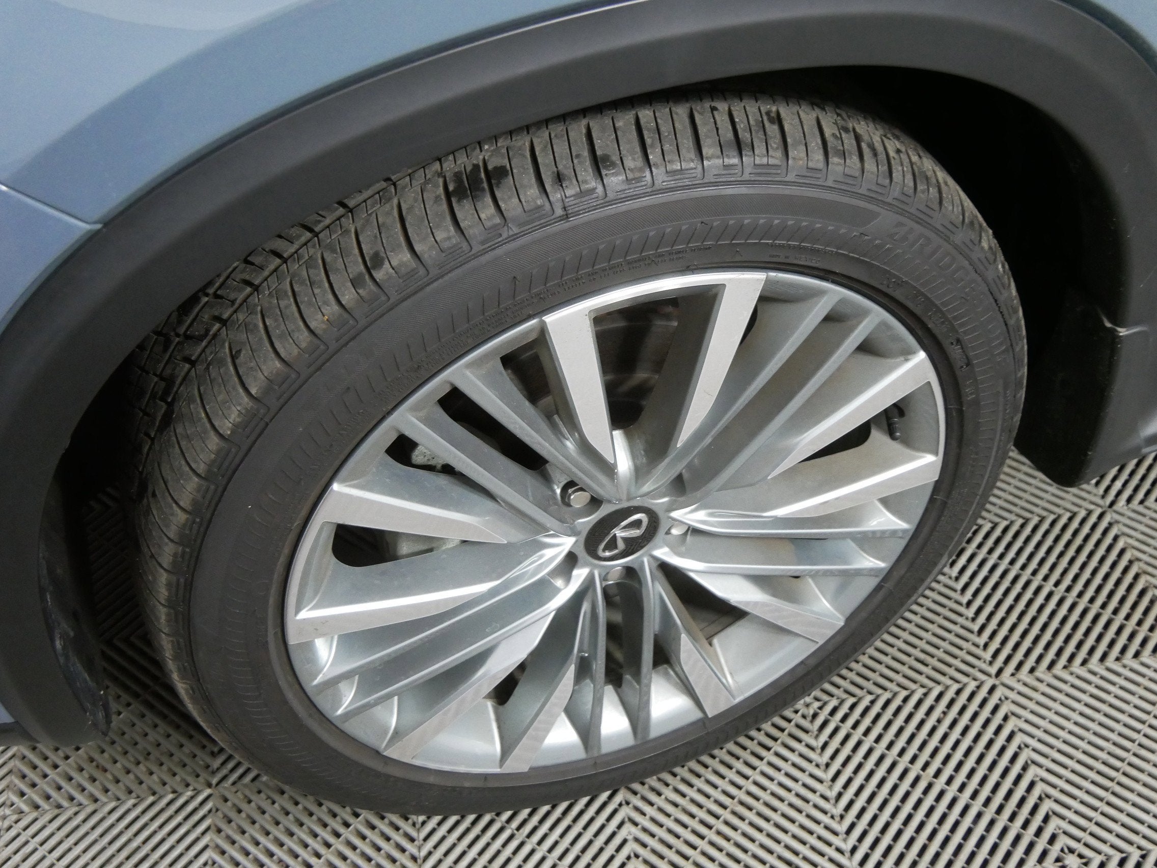 2024 INFINITI QX50 SENSORY