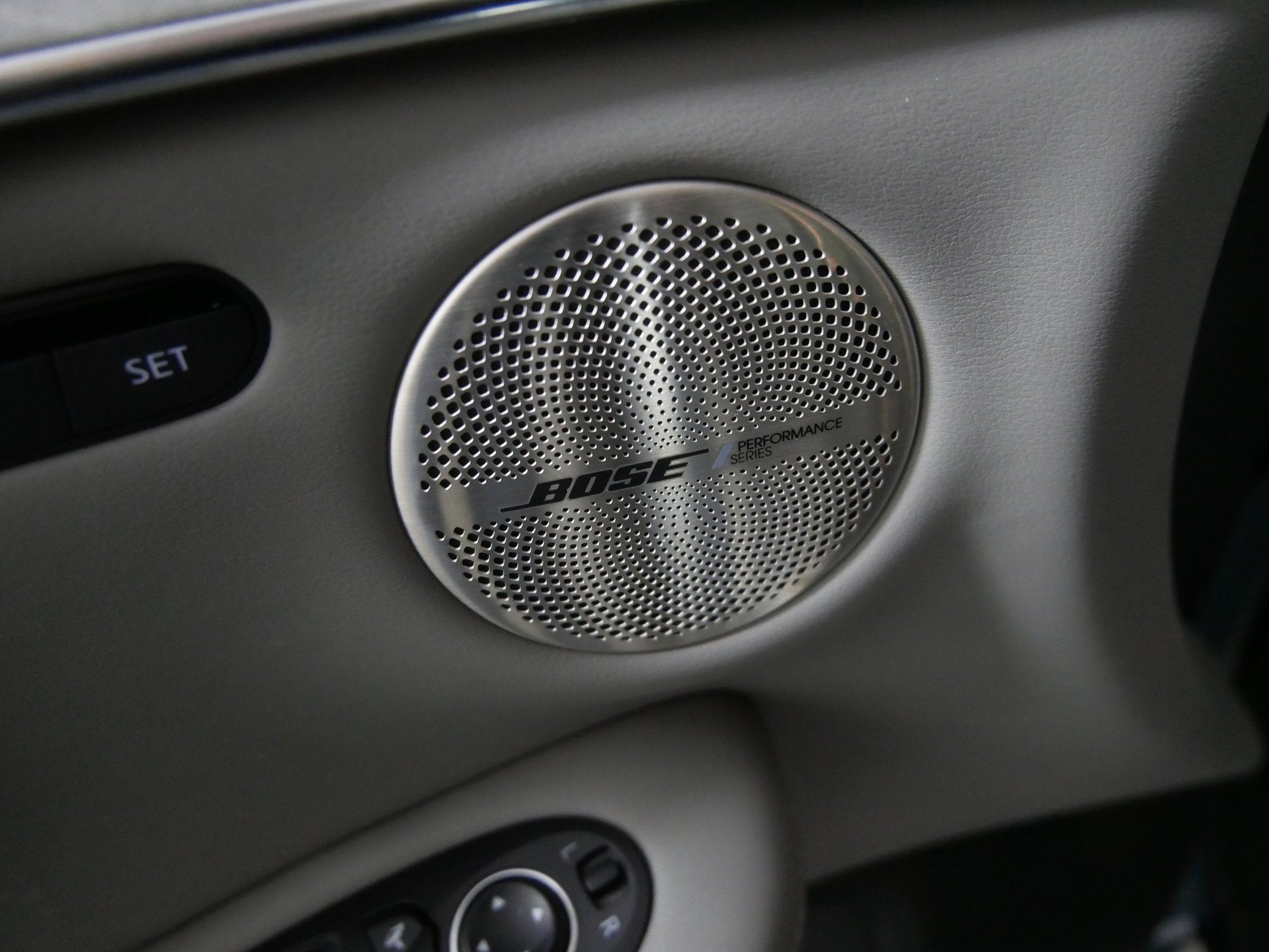 2024 INFINITI QX50 SENSORY