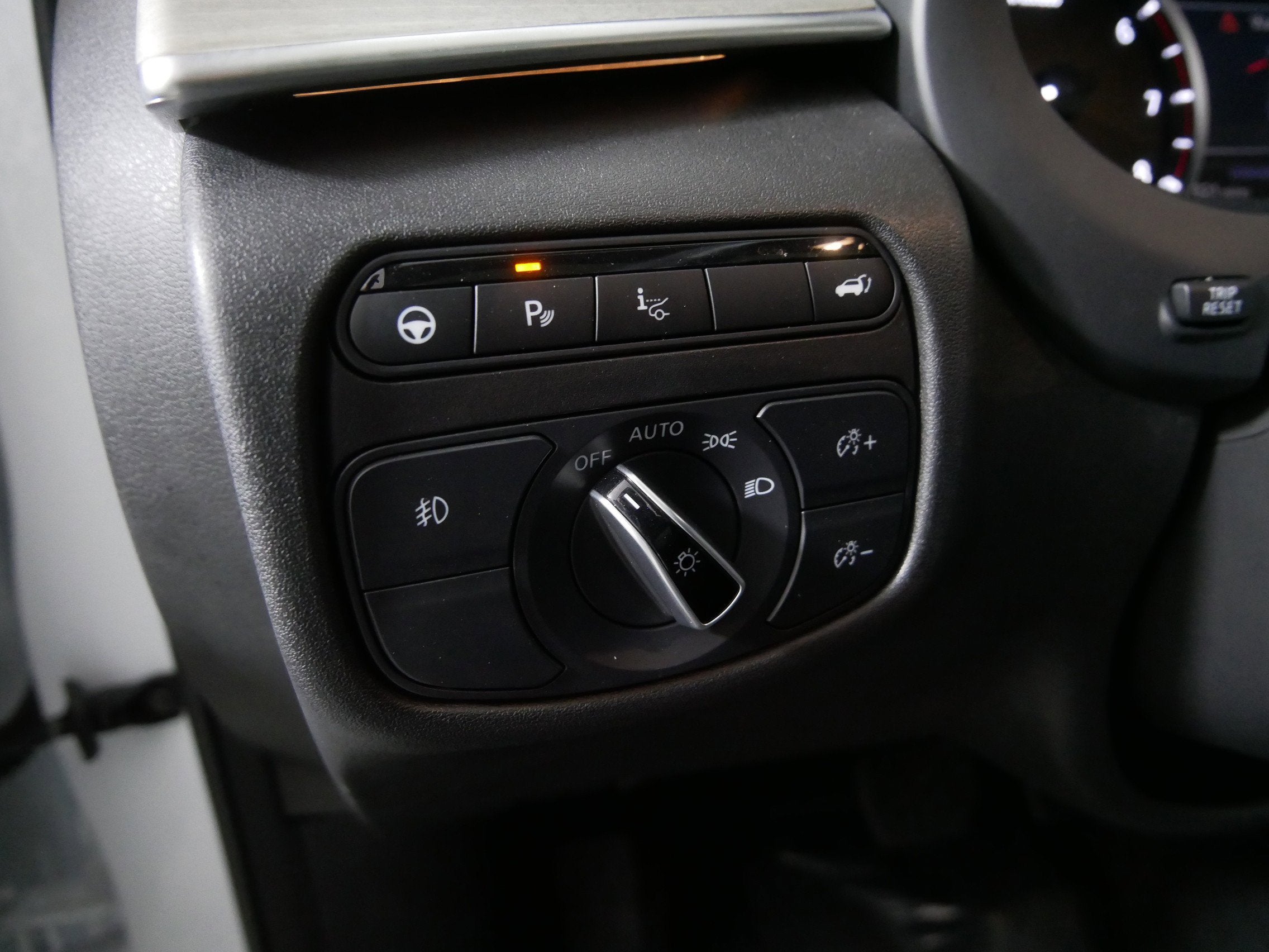 2024 INFINITI QX50 SENSORY