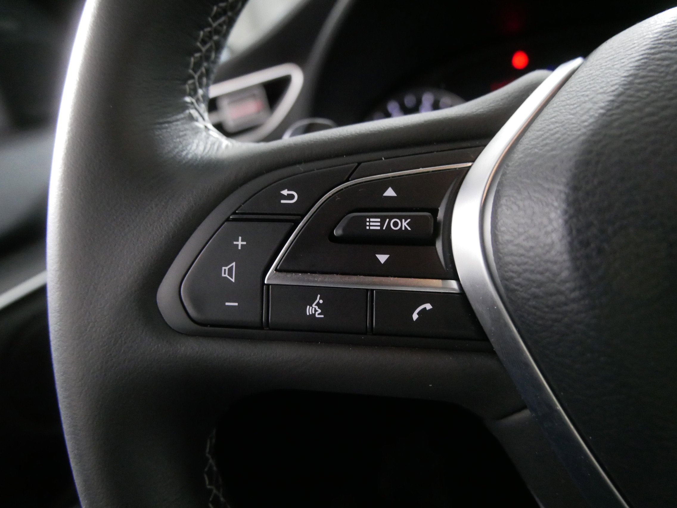 2025 INFINITI QX55 LUXE