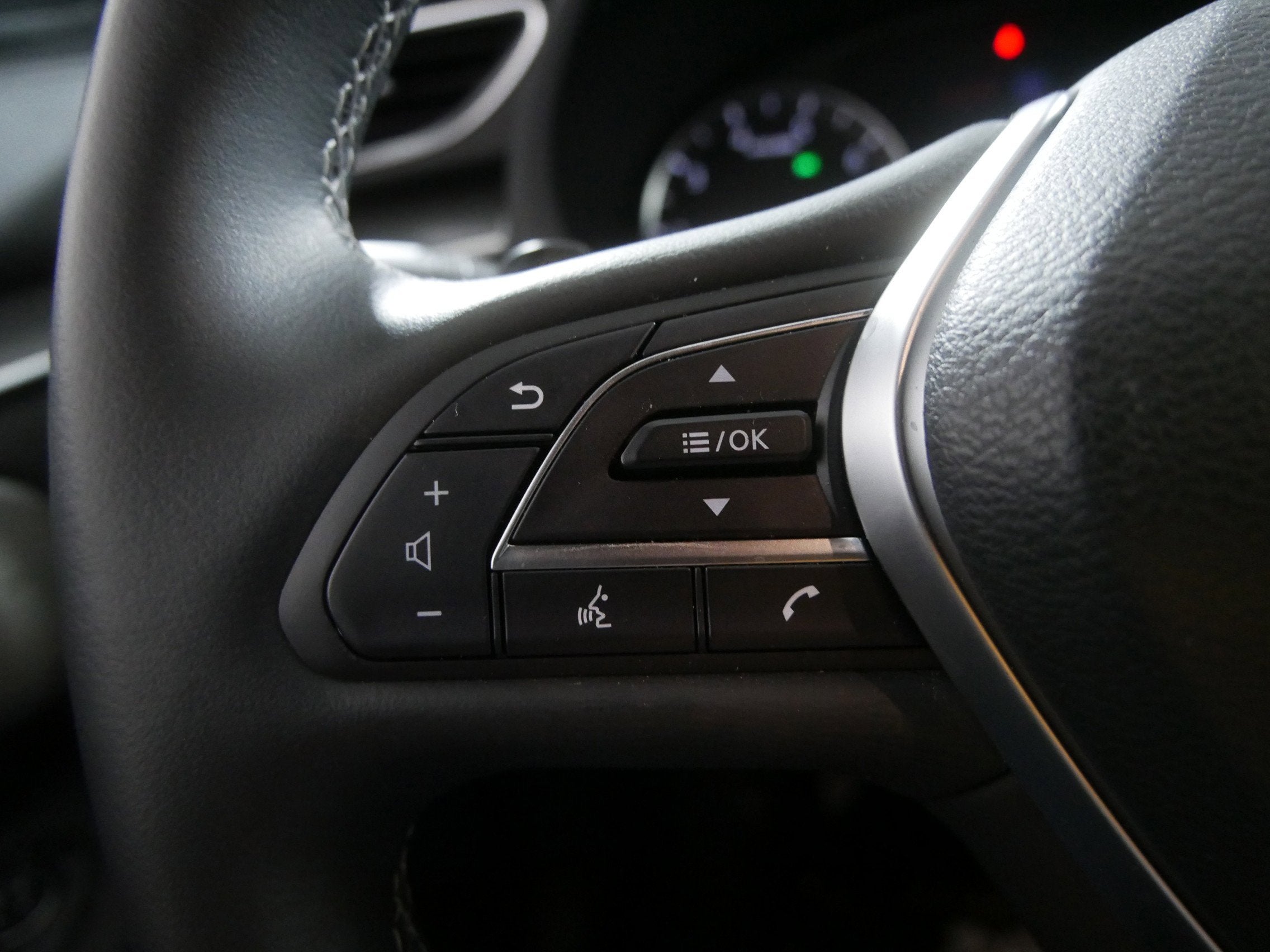 2025 INFINITI QX55 ESSENTIAL