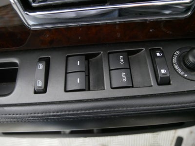 2015 Lincoln Navigator L Base