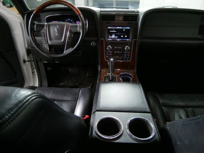 2015 Lincoln Navigator L Base