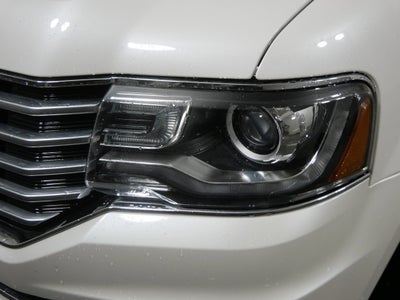 2015 Lincoln Navigator L Base