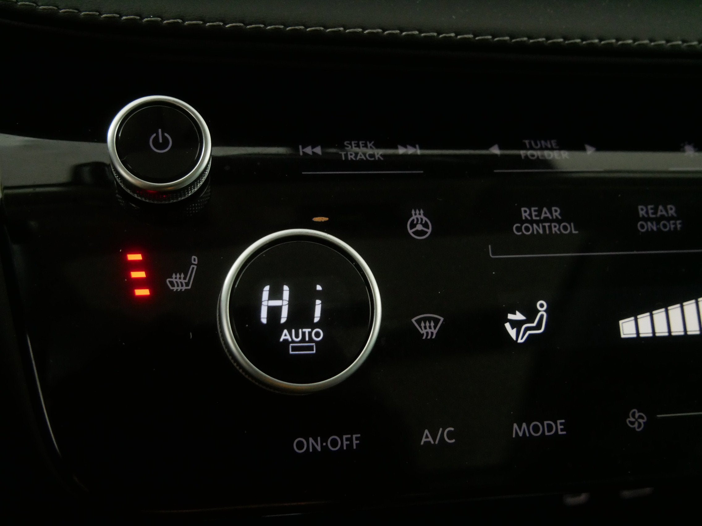 2023 INFINITI QX60 PURE