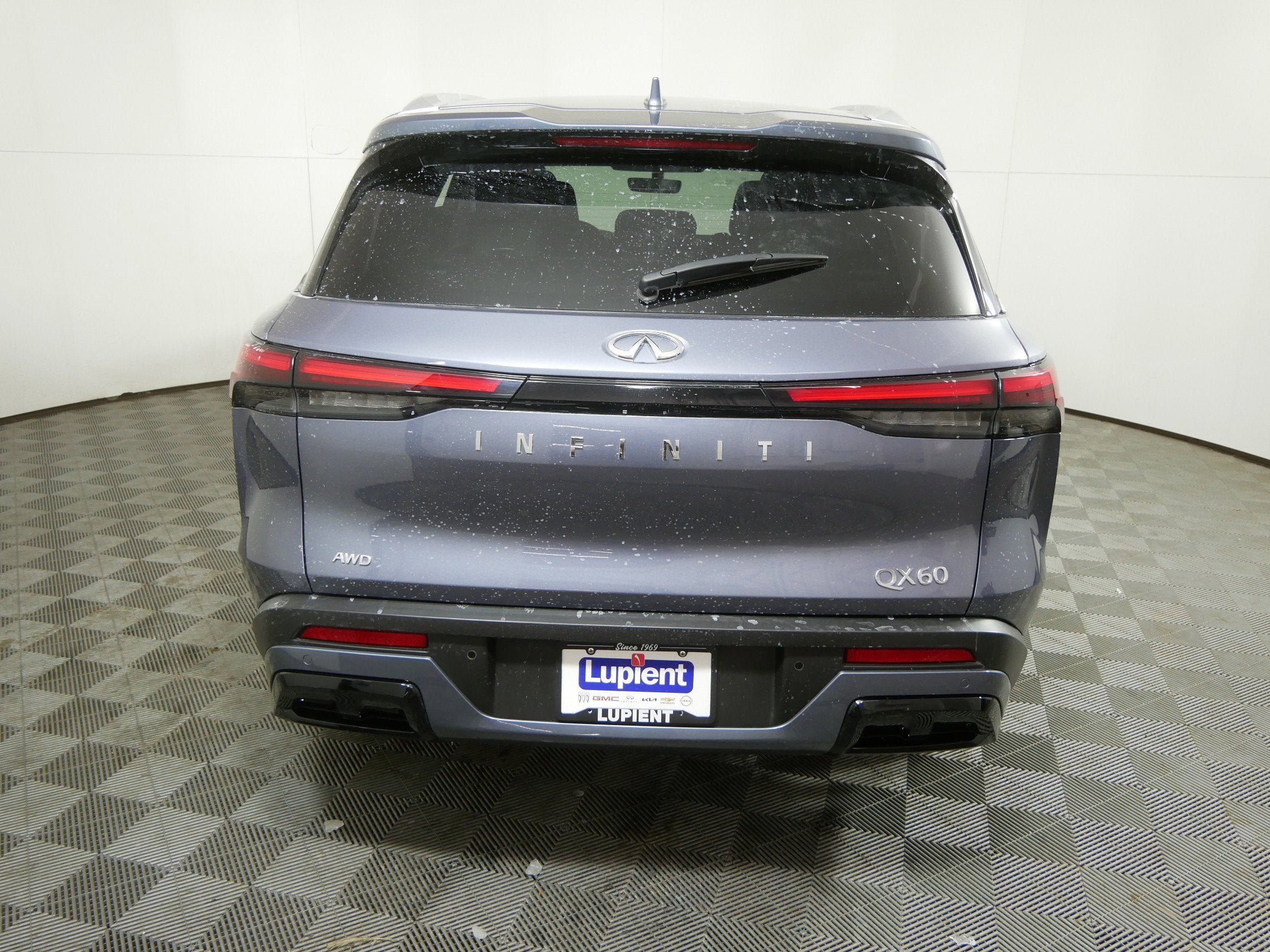 2024 INFINITI QX60 LUXE