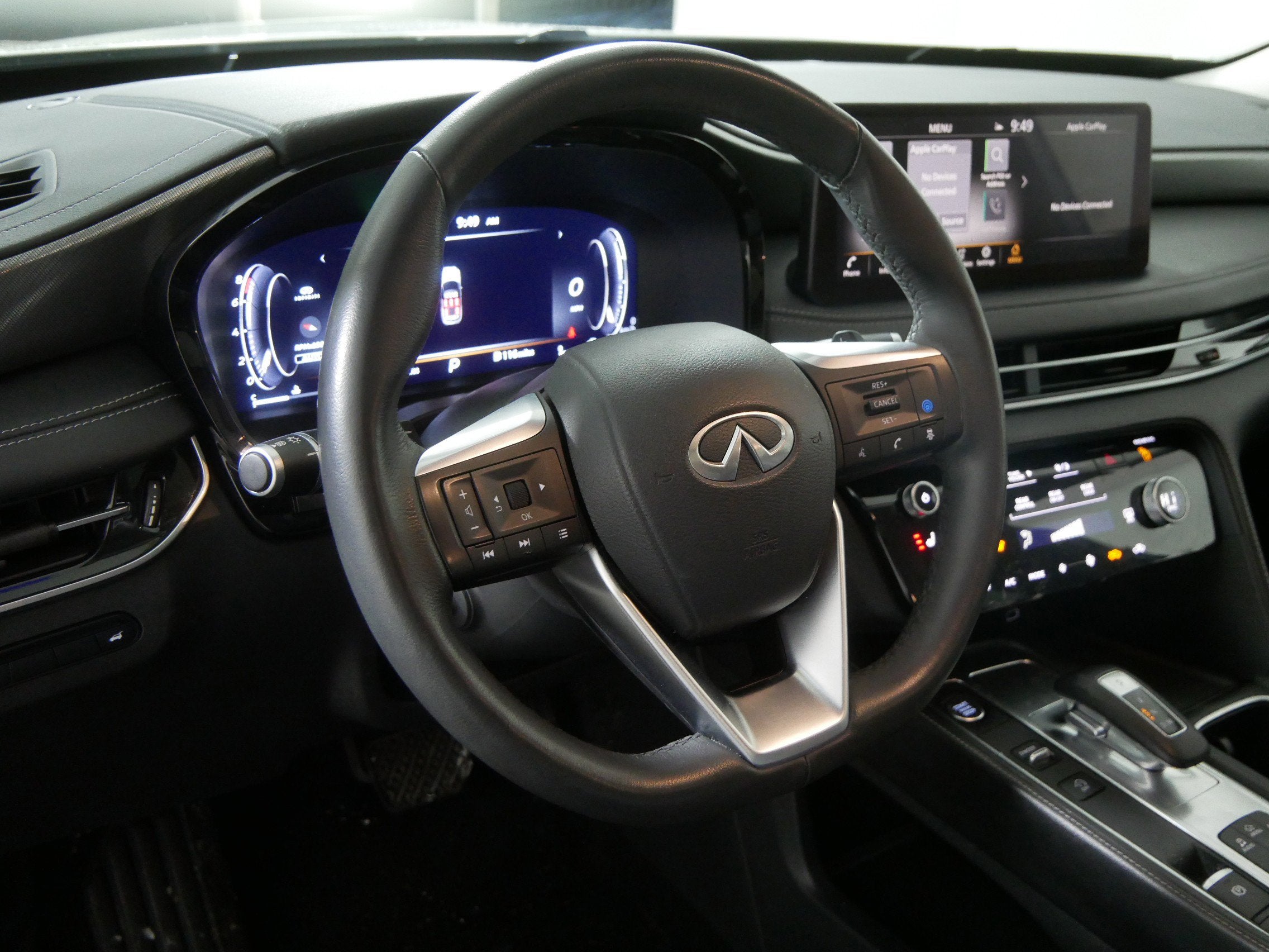 2024 INFINITI QX60 LUXE