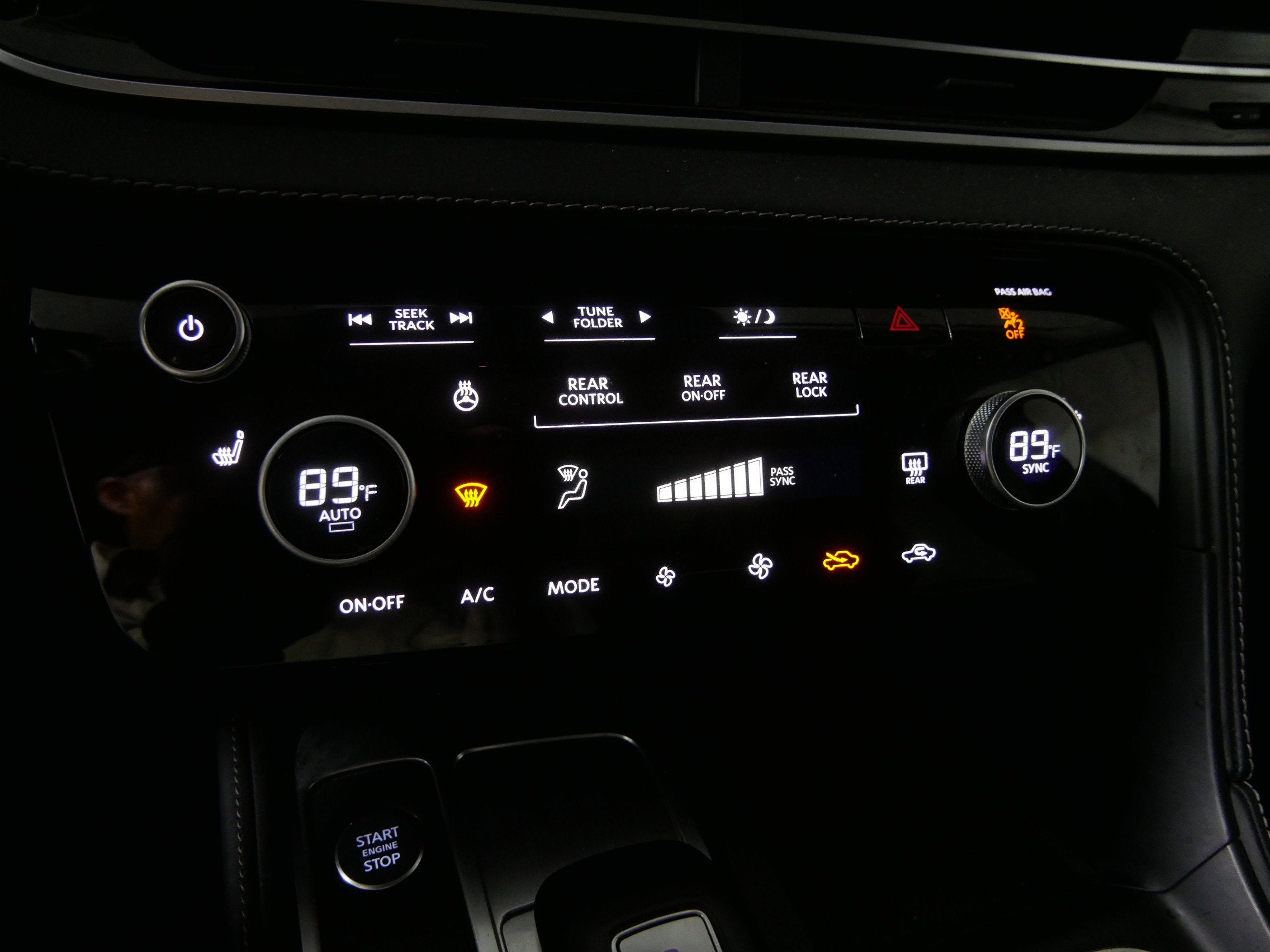 2024 INFINITI QX60 LUXE