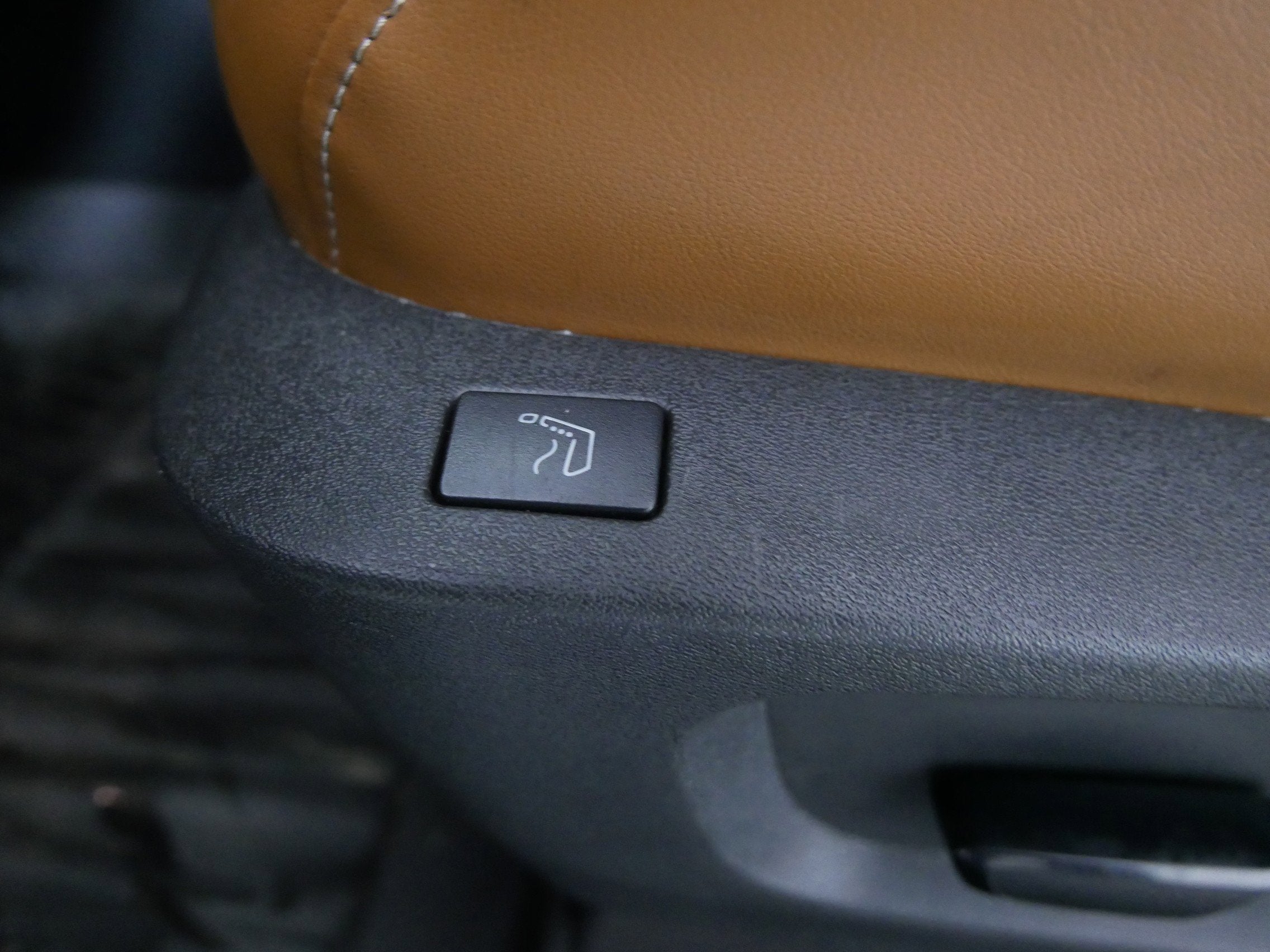 2022 INFINITI QX60 SENSORY