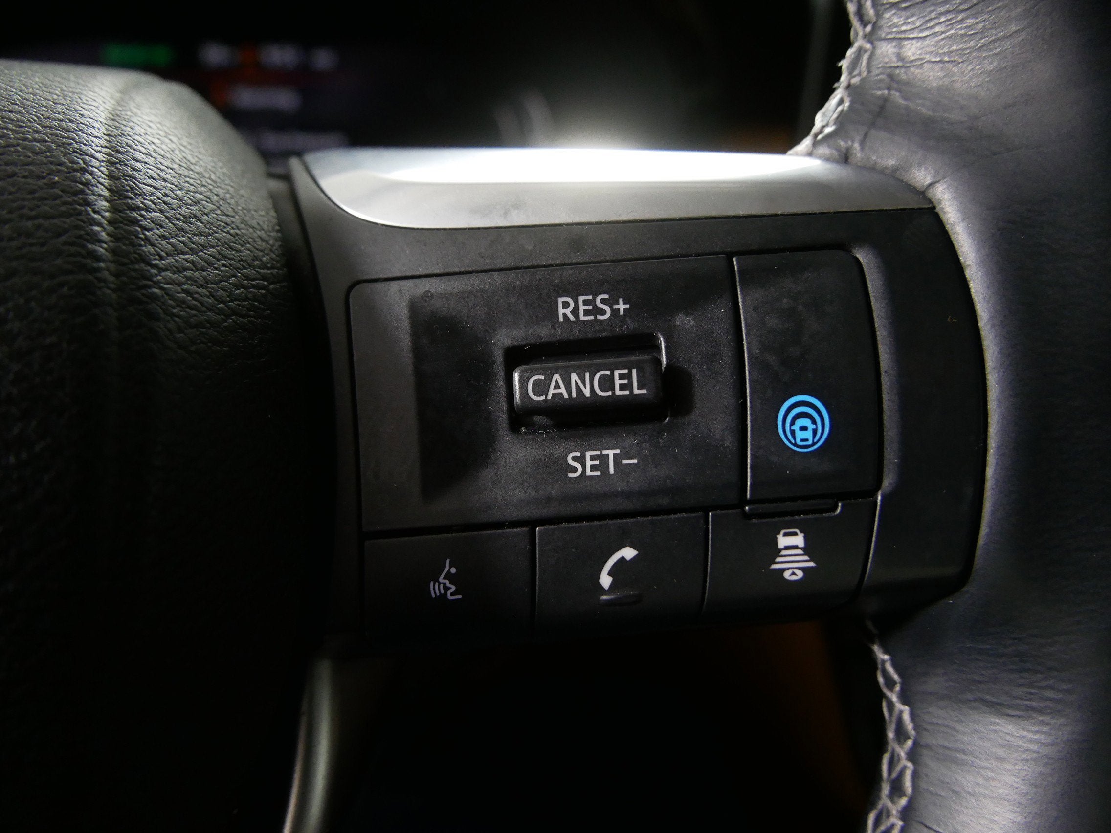 2022 INFINITI QX60 SENSORY