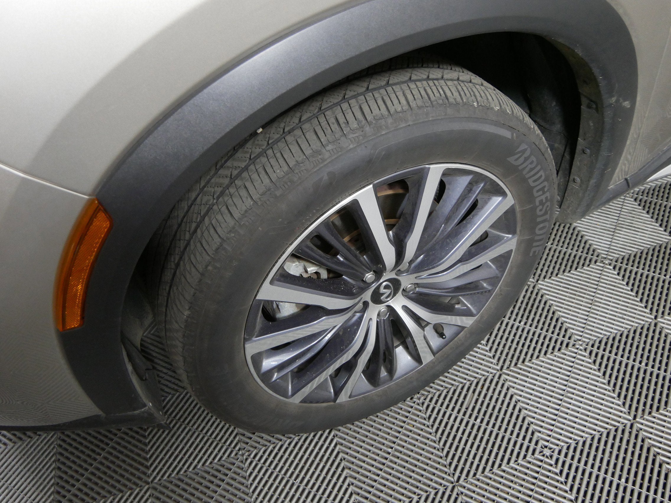 2024 INFINITI QX60 SENSORY