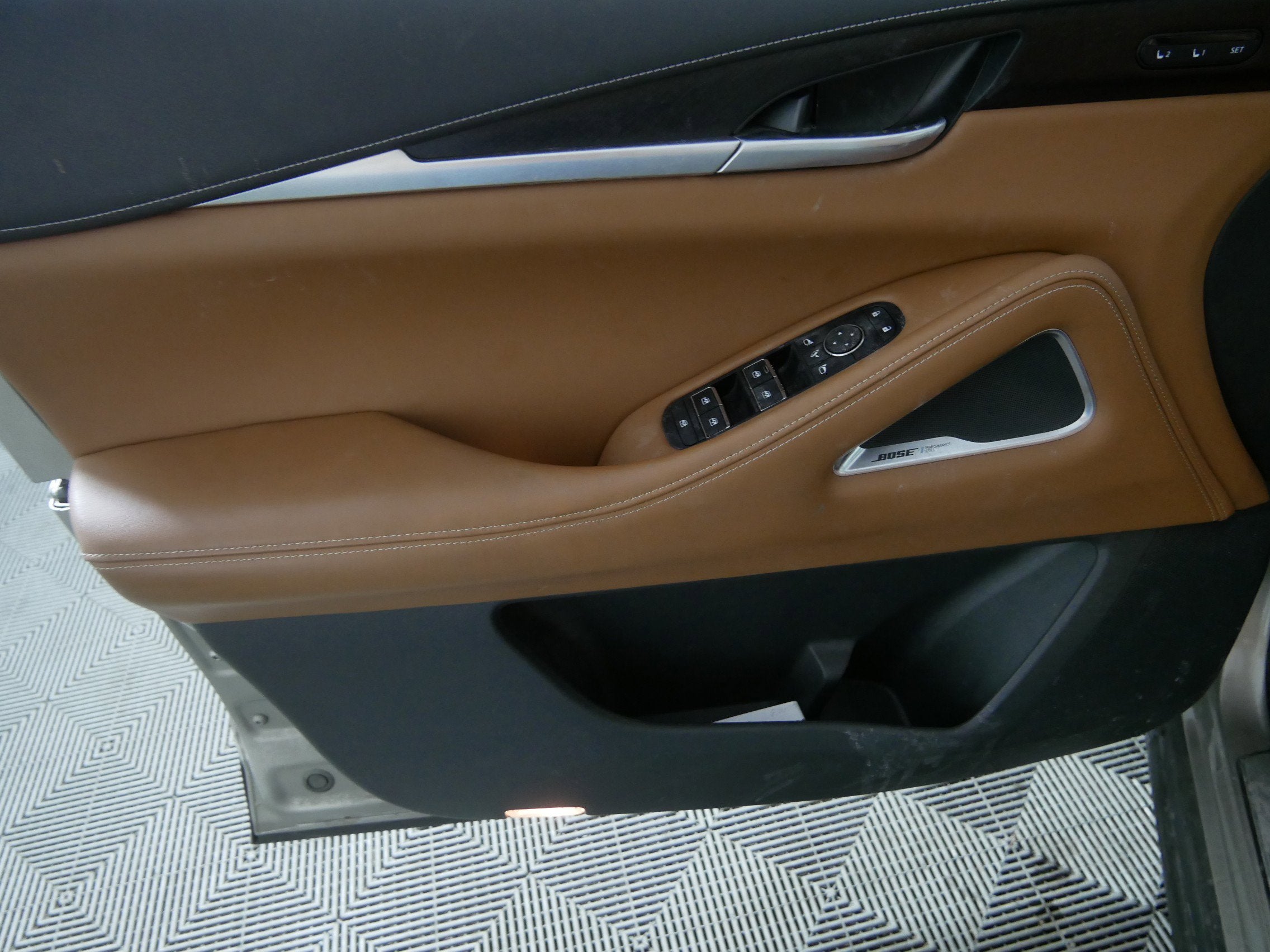 2022 INFINITI QX60 SENSORY