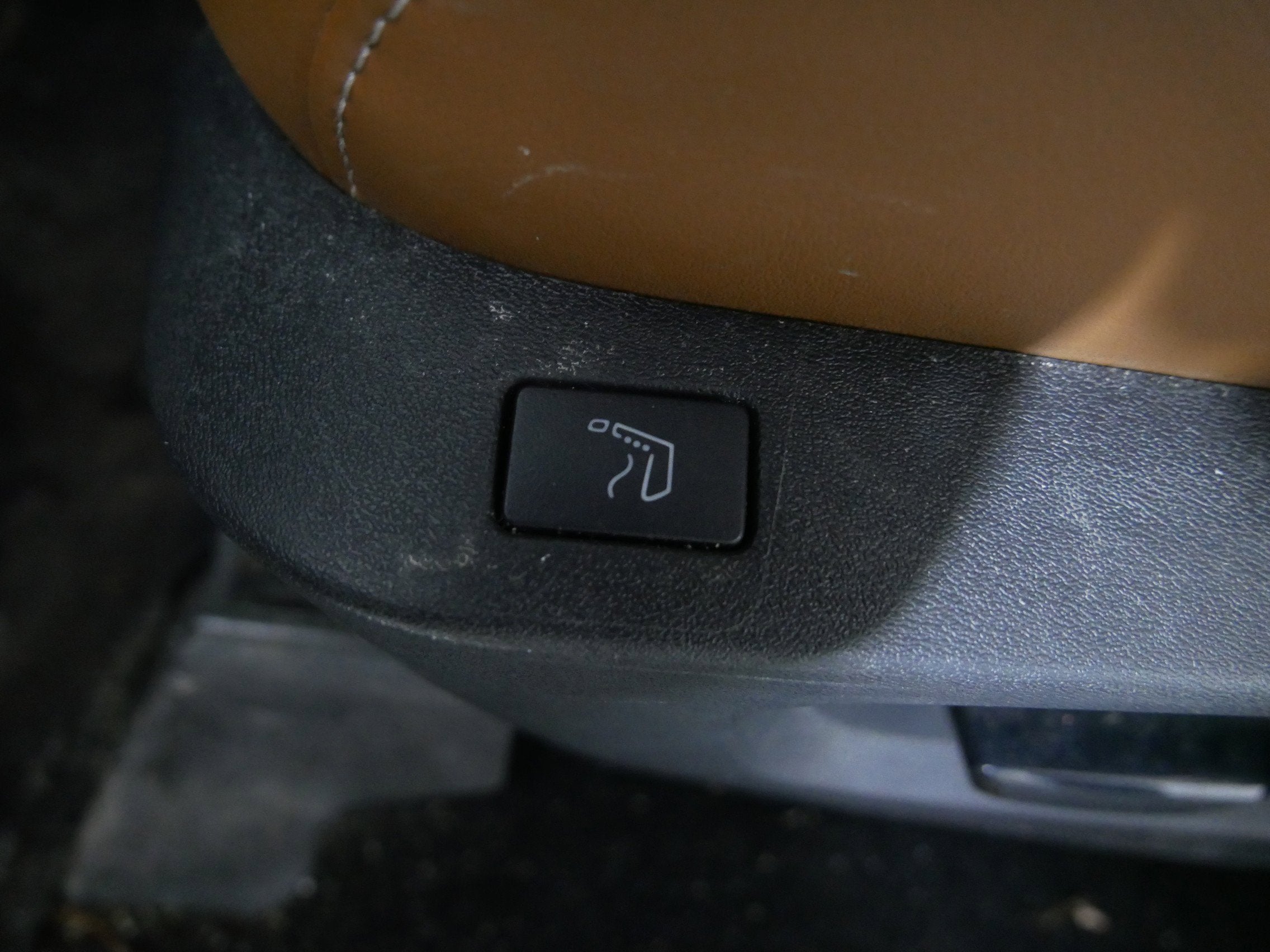 2022 INFINITI QX60 SENSORY