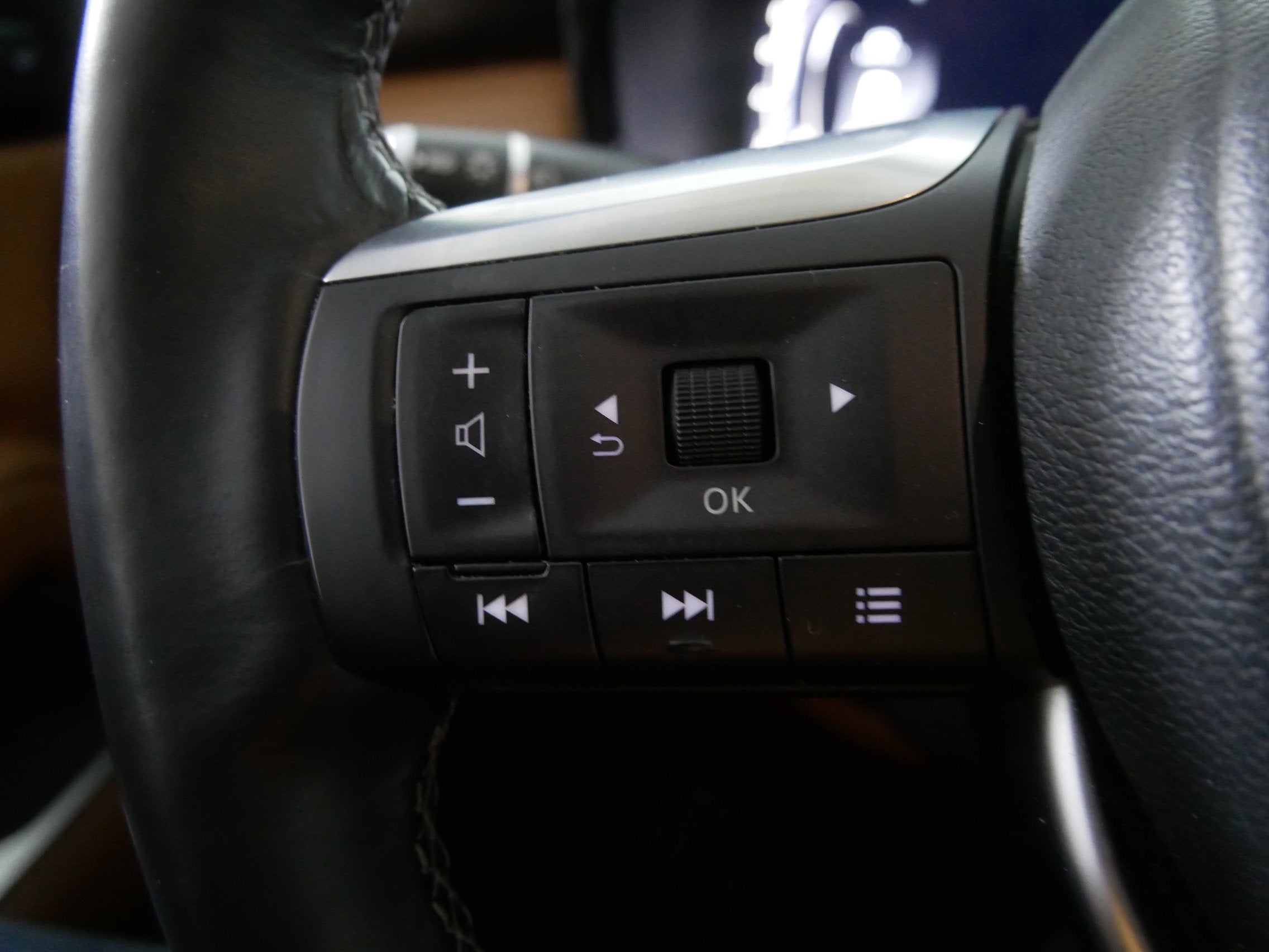 2022 INFINITI QX60 SENSORY