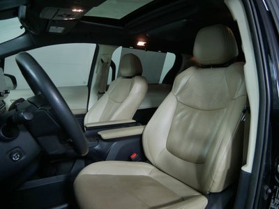 2023 Toyota Sienna LE