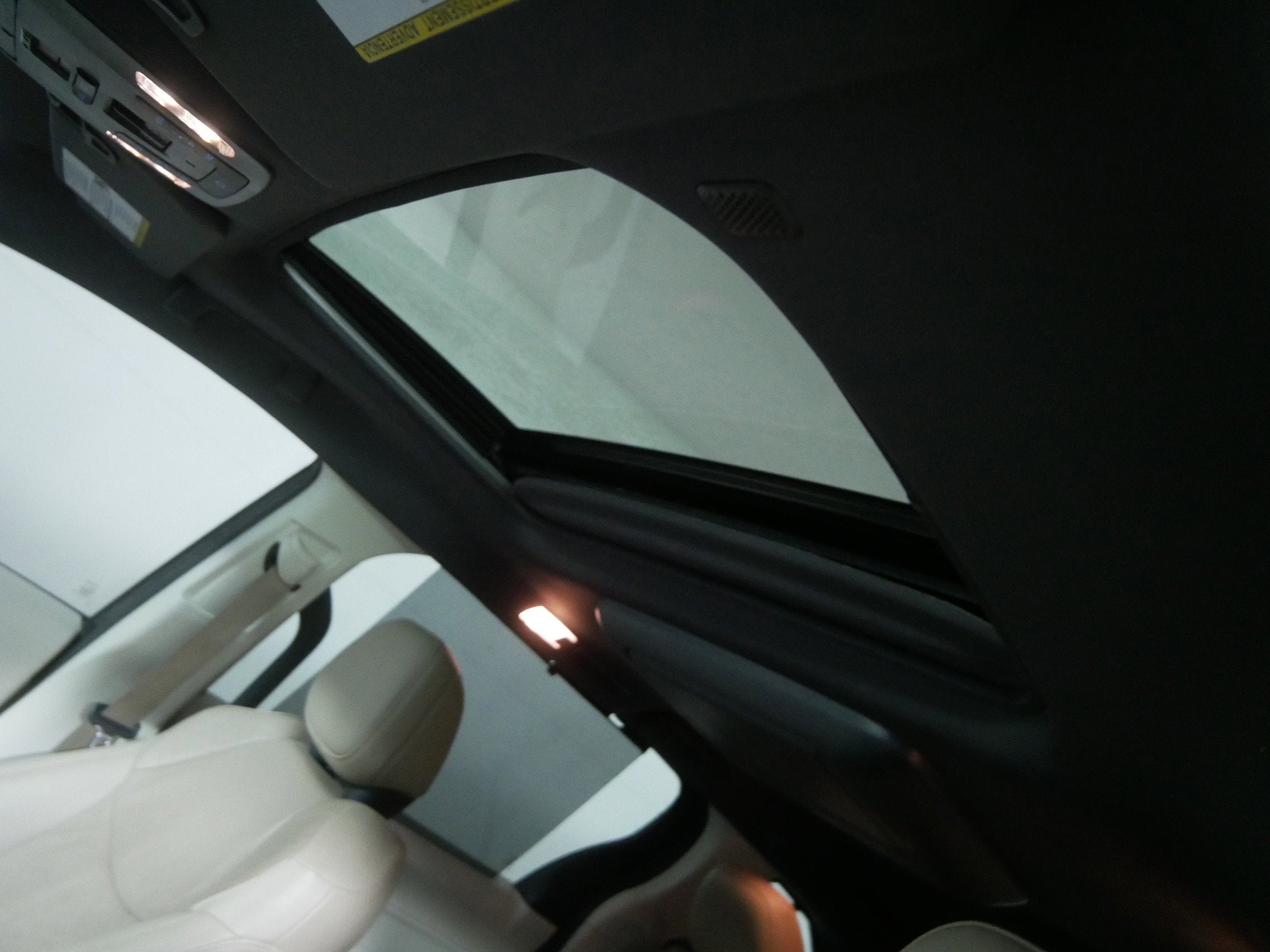 2023 Toyota Sienna LE