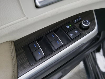 2023 Toyota Sienna LE