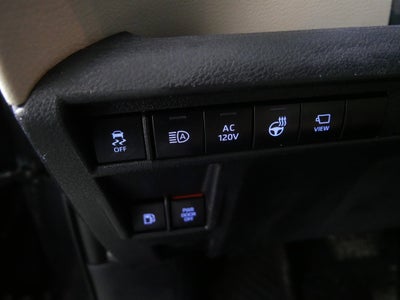 2023 Toyota Sienna LE