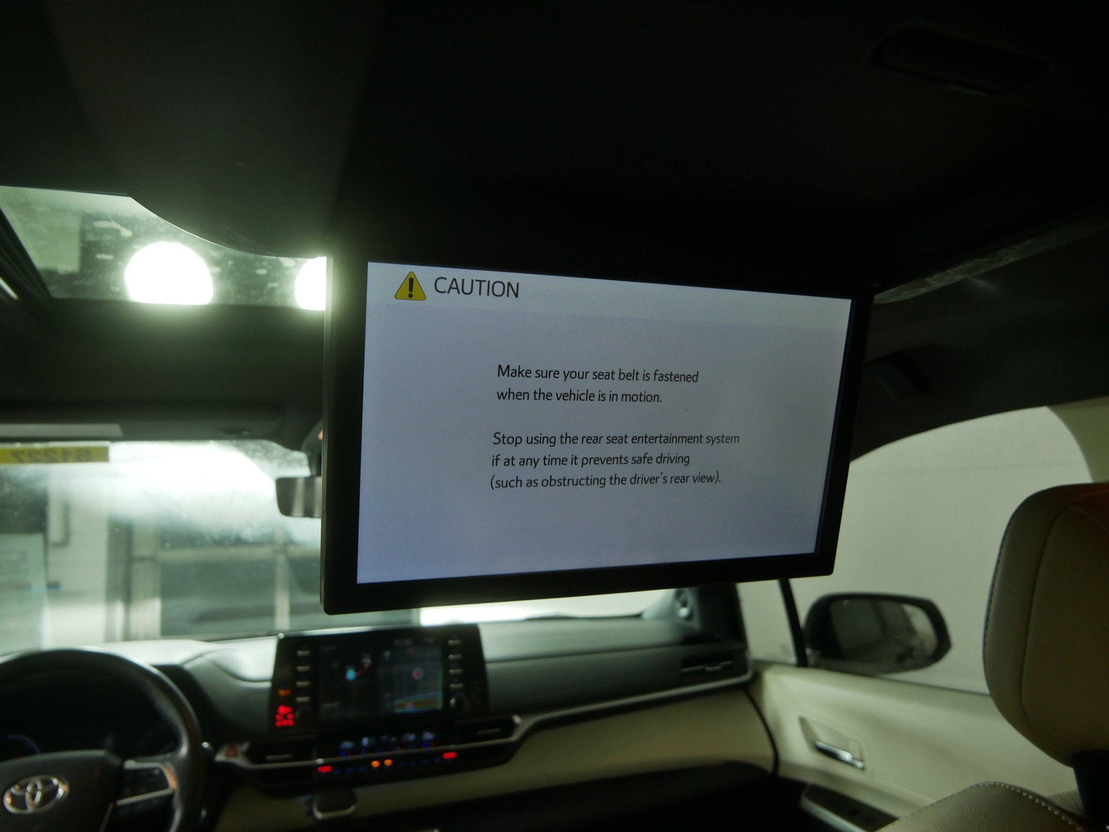 2023 Toyota Sienna LE