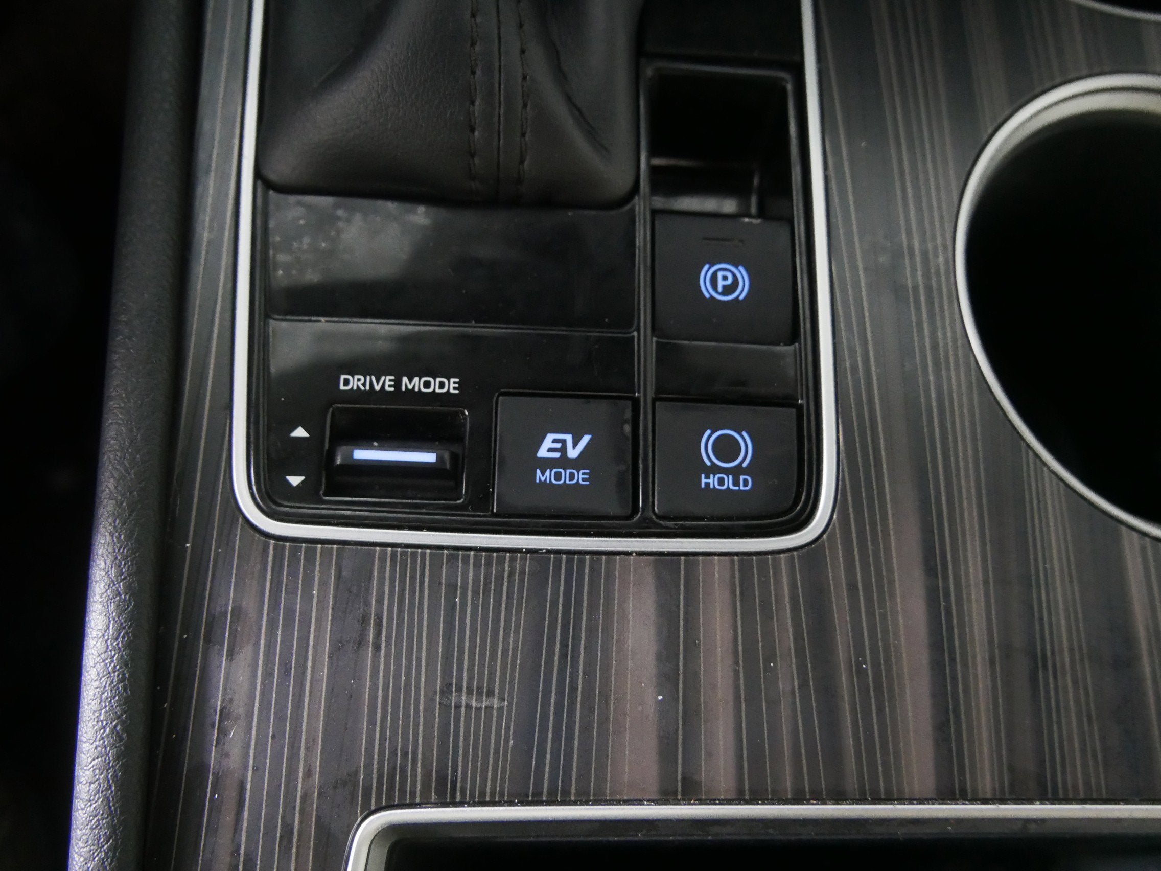 2023 Toyota Sienna LE