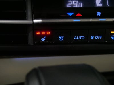 2023 Toyota Sienna LE