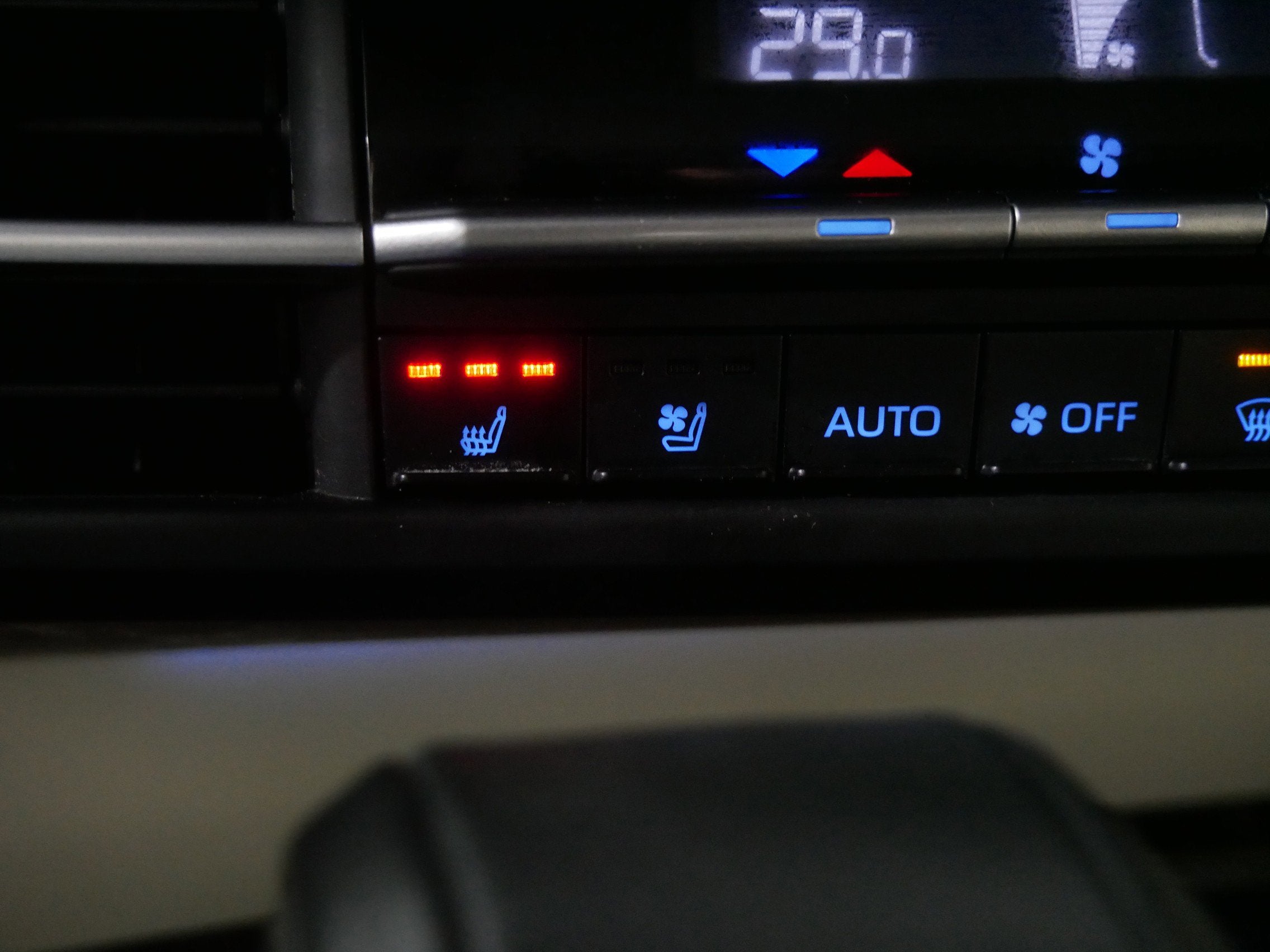 2023 Toyota Sienna LE