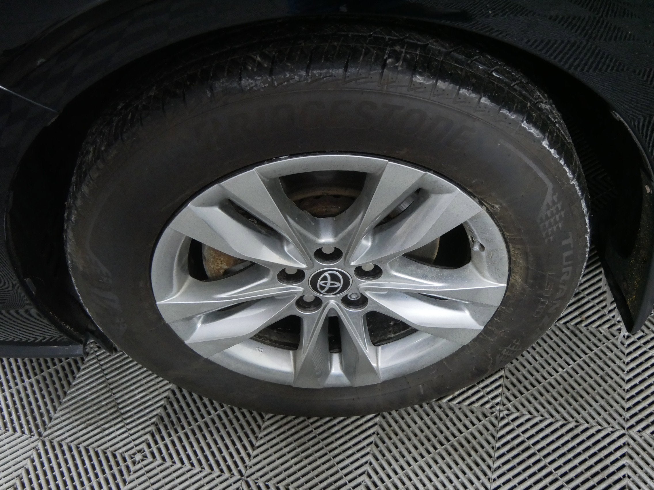 2023 Toyota Sienna LE