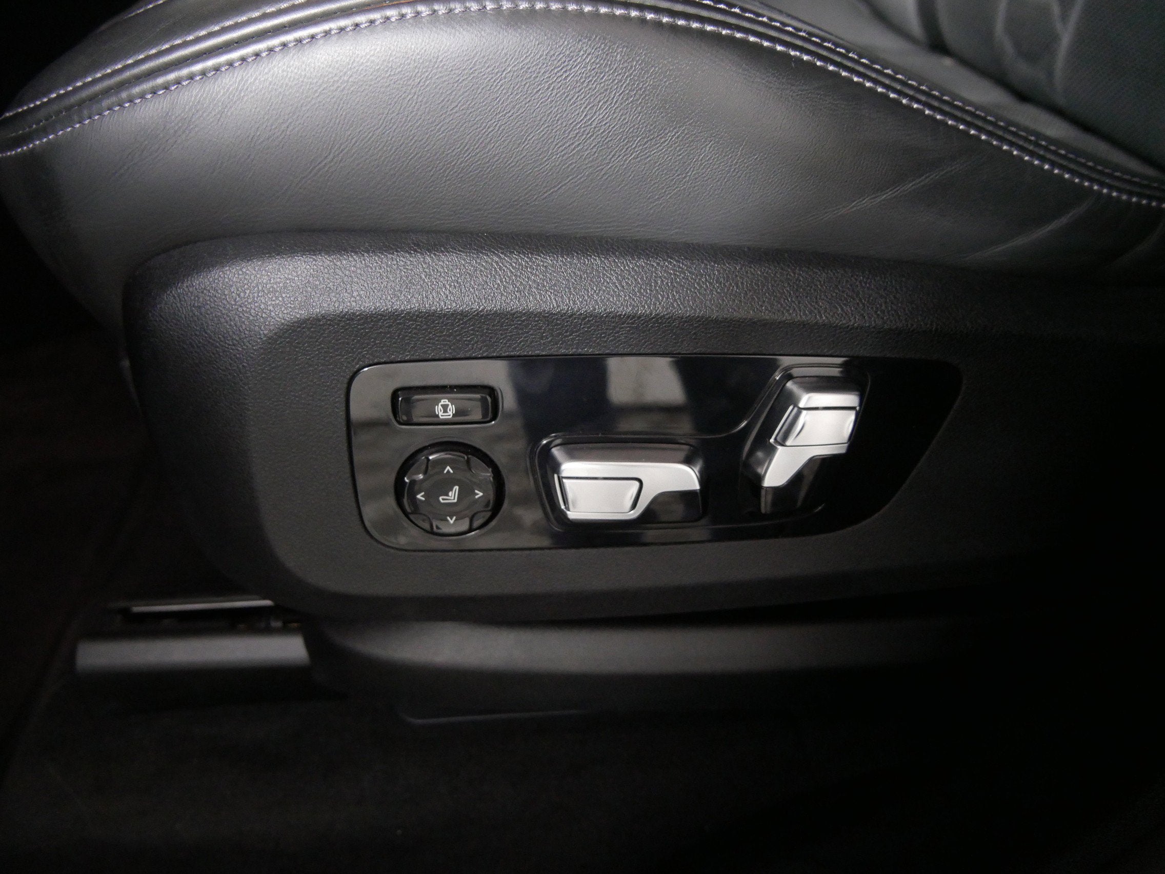 2022 BMW X5 M Competition