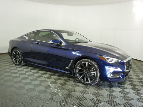 2022 INFINITI Q60 LUXE