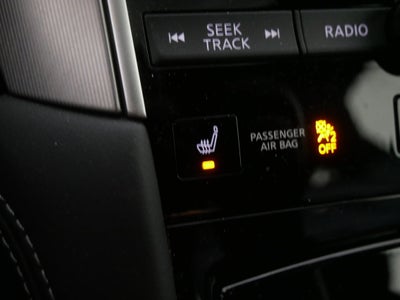 2022 INFINITI Q60 LUXE