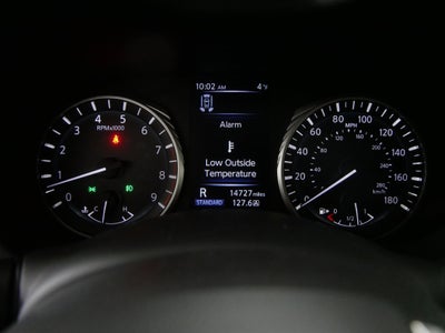 2022 INFINITI Q60 LUXE