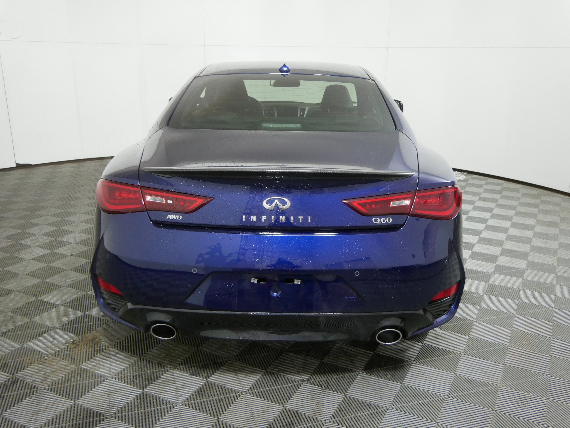 2022 INFINITI Q60 LUXE