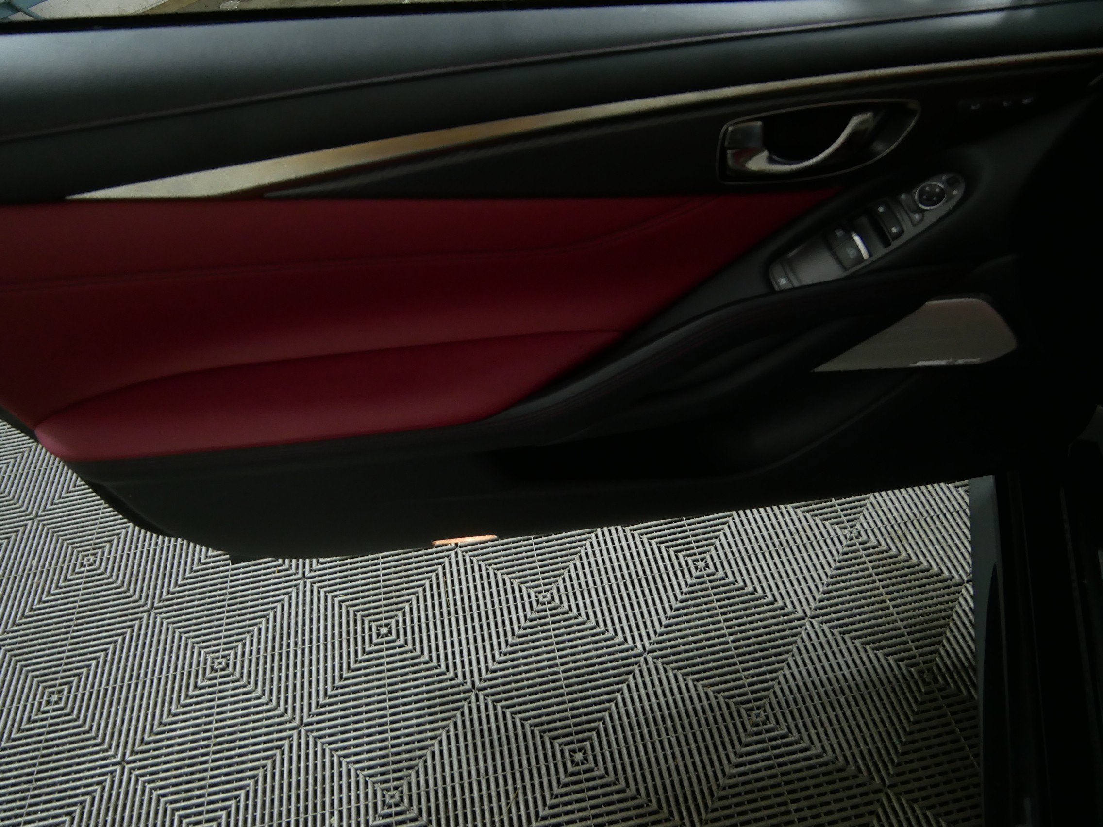 2022 INFINITI Q60 RED SPORT 400