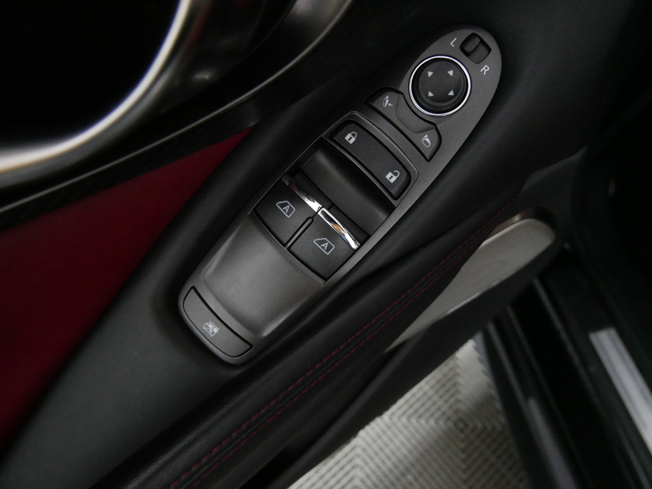 2022 INFINITI Q60 RED SPORT 400