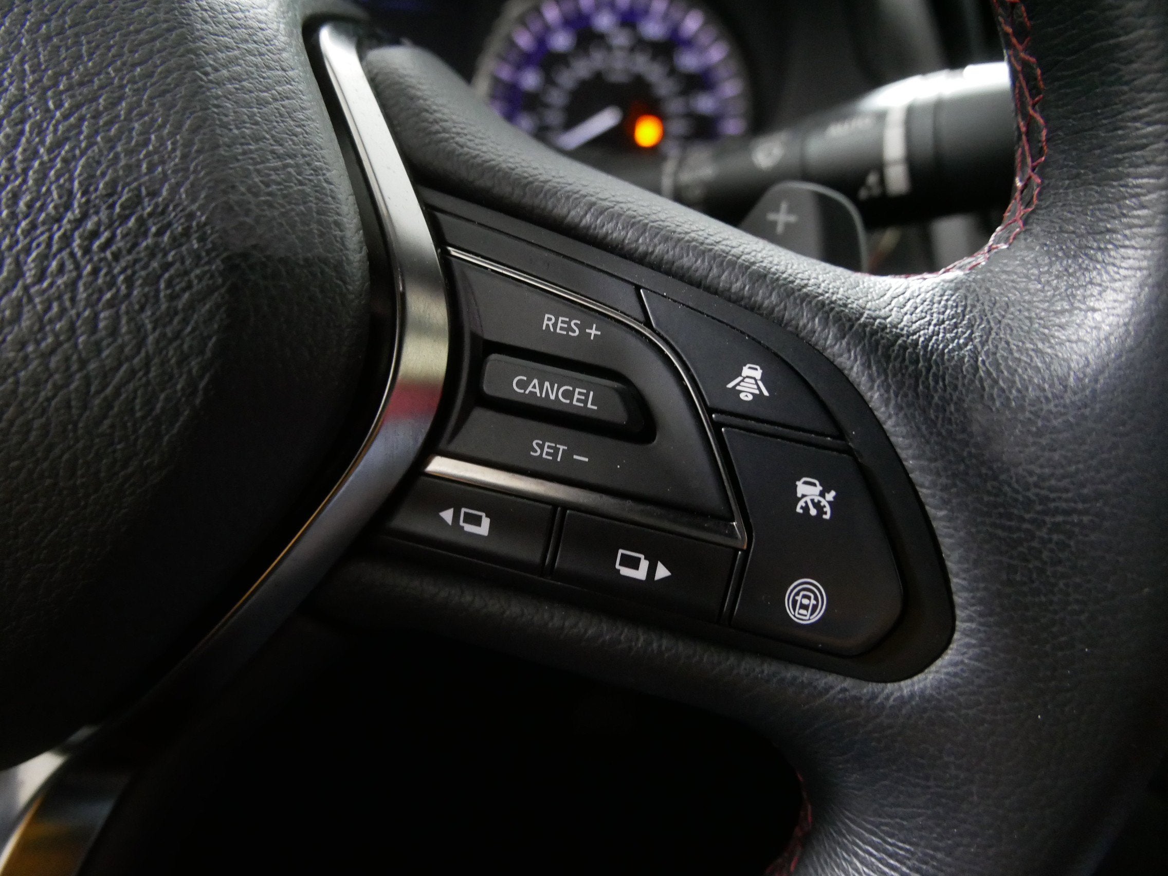 2022 INFINITI Q60 RED SPORT 400